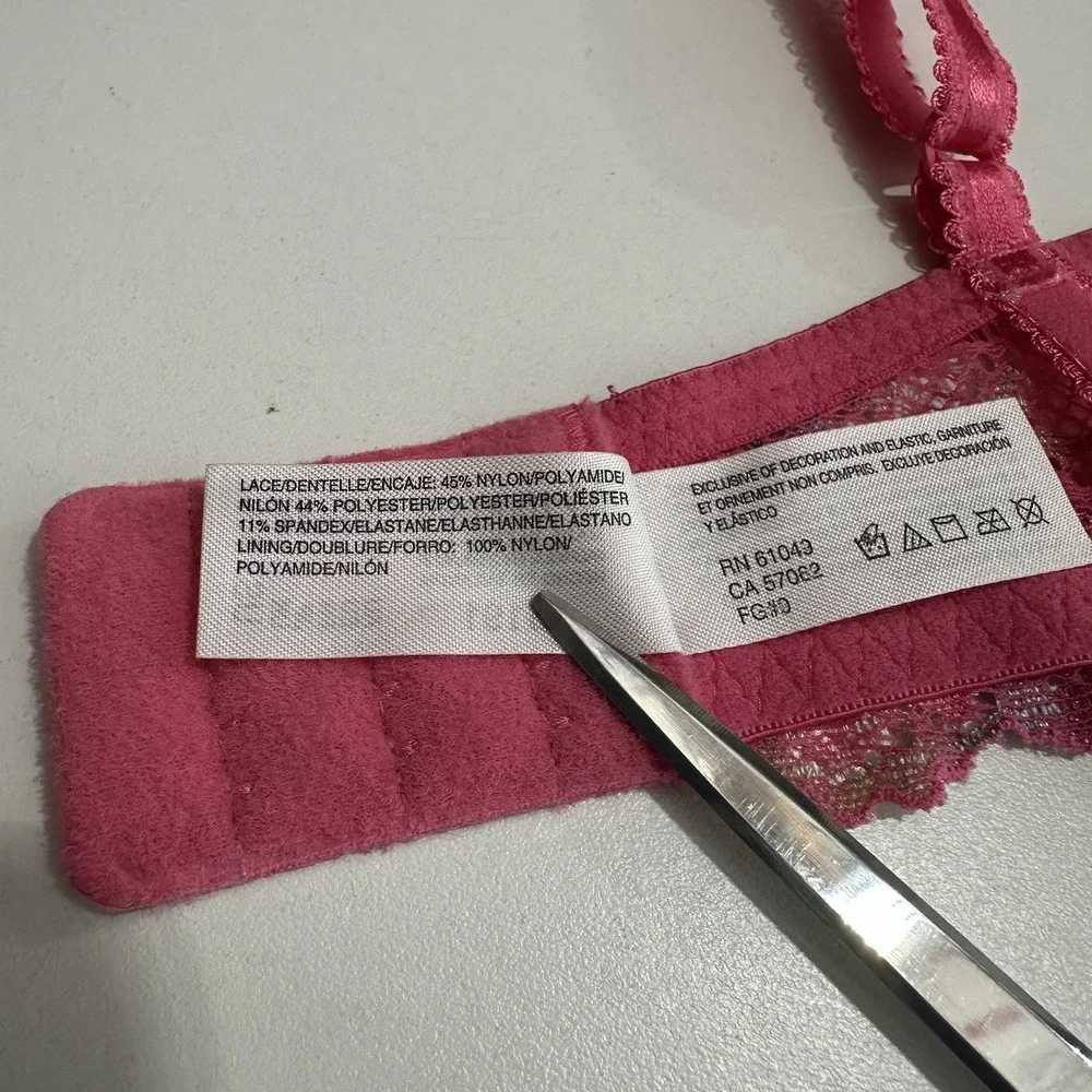 NWT Wacoal Embrace Lace Underwire Bra Hot Pink Multicolor Sexy 65191 Adjustable